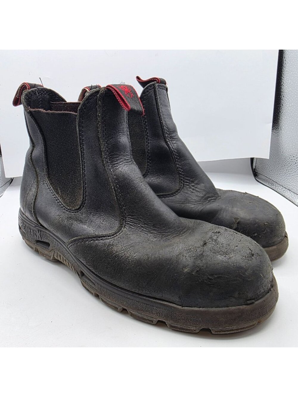 Redback Easy Escape Mens Size 9.5 Black Oil Kip Elastic Sided Soft Toe Boots